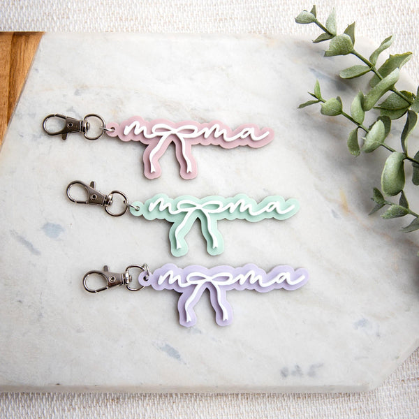Mama Keychain, Mom Gift, Mother's Day Gift, Bow Keychain, Cute Mama Keychain, Gift for Mom, Acrylic Keychain